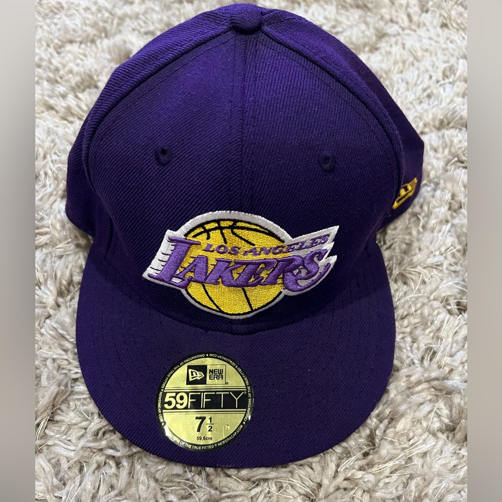 New Era Los Angeles Lakers Purple Team Color 59FIFTY Fitted 7 1/2